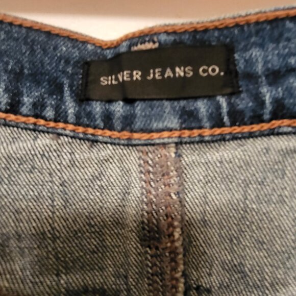 SILVER JEANS Women's Denim Shorts 28 Hi-Rise Eco-Friendly Distressed Sum… - Picture 9 of 13